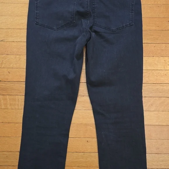 PAIGE, Hoxton, Ankle High Rise Button Fly Jeans, Black, VGUC, Women's 29 - Picture 13 of 14